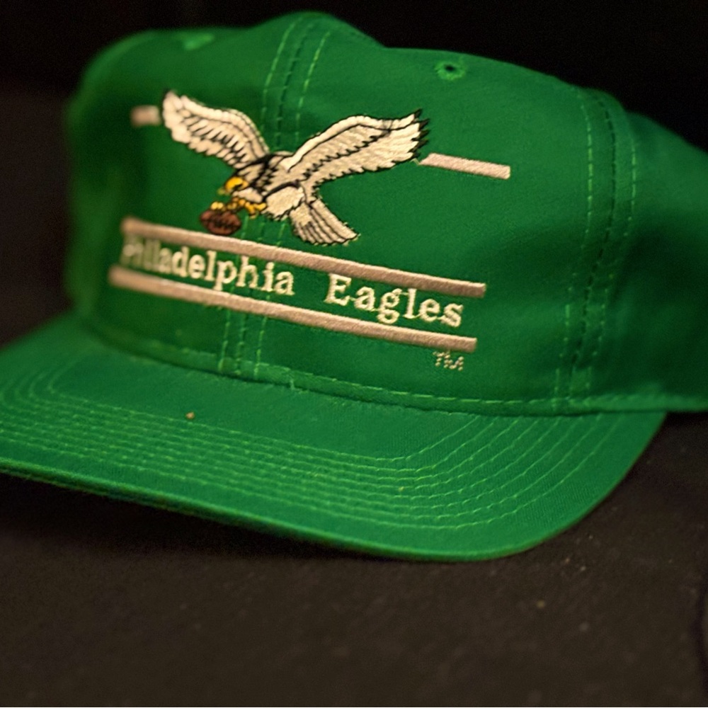 Officially licensed NFL Philadelphia Eagles hat circa 1994 new never worn